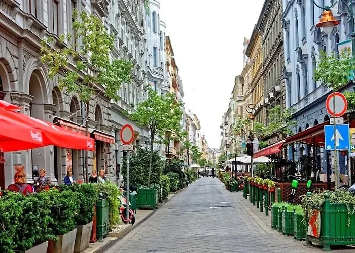 Apartament Duna 4 Ppl In Ac In By Nw Budapesta